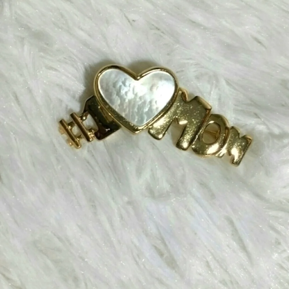 Vintage I Love Mom Mother Of Pearl Heart Brooch